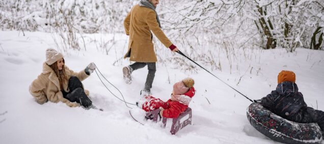 family sledding canva yan krukau from pexels