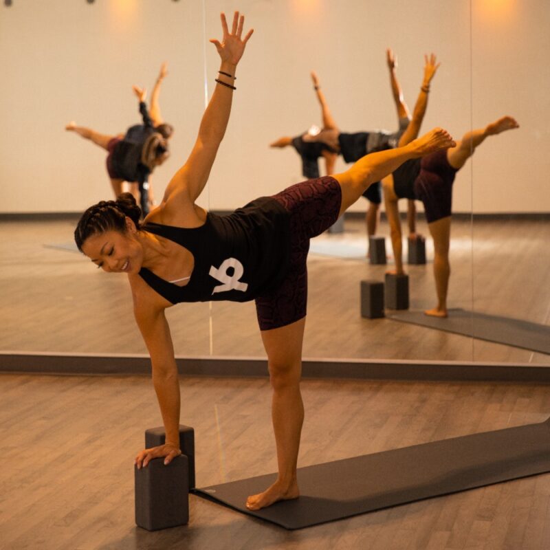 Yogasix Facebook