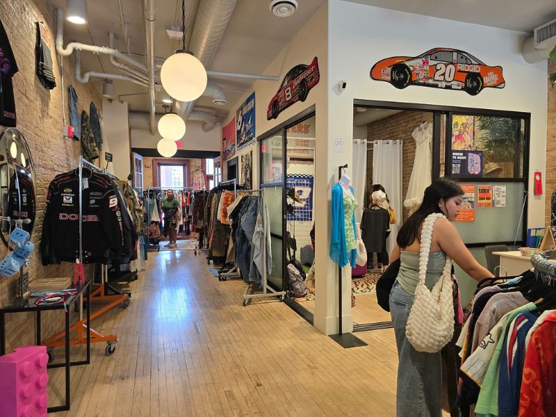 second vibes interior thrift 