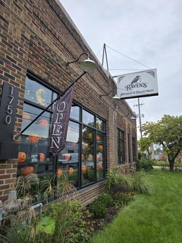 Ravens Antiques Grand Rapids