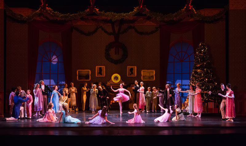 GR-Nutcracker-Harlequin-or-Columbine-Dance
