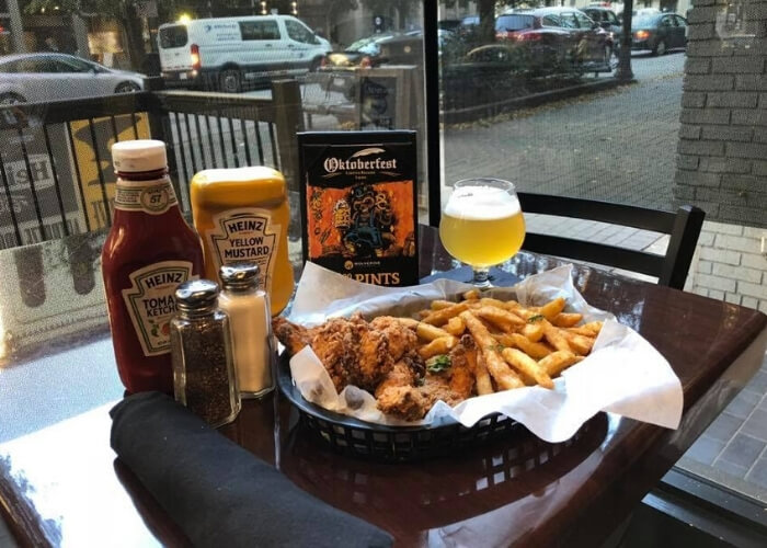 brick and porter downtown grand rapids happy hour (1)